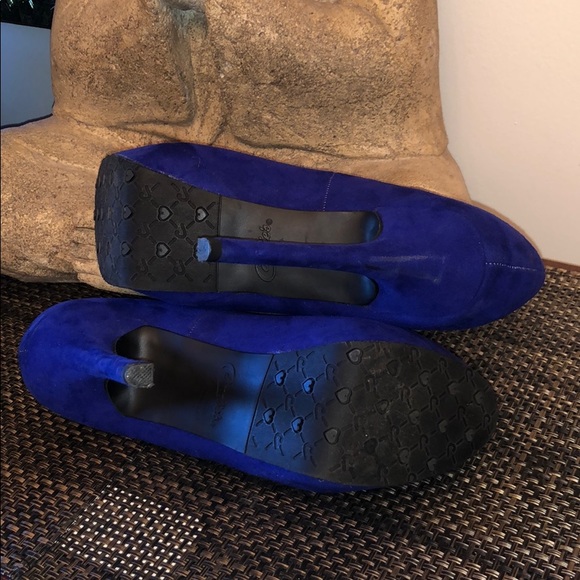 Suede Blue! - Picture 9 of 10